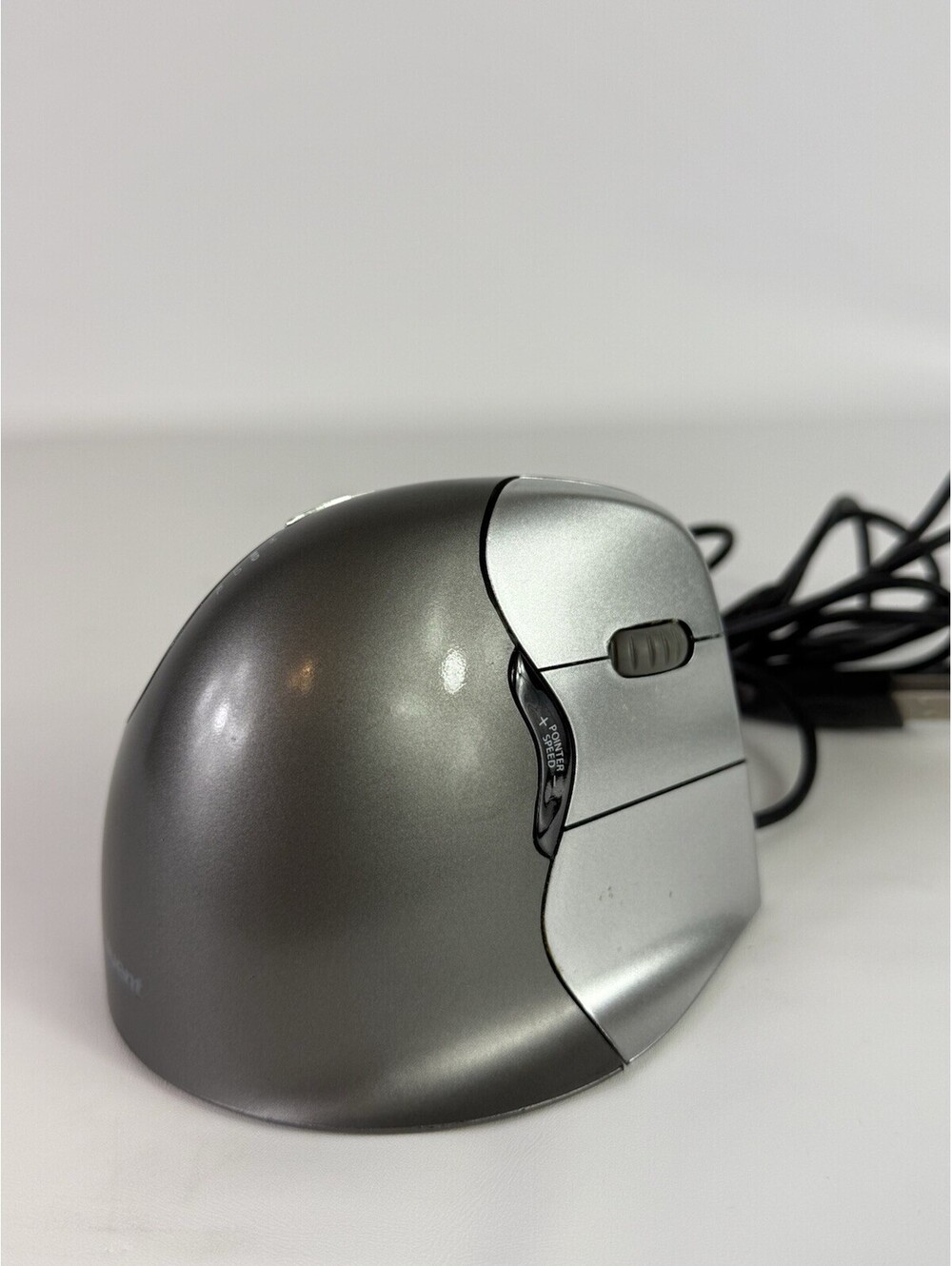Evoluent Vertical Optical Mouse Wired VM4R Right Handed